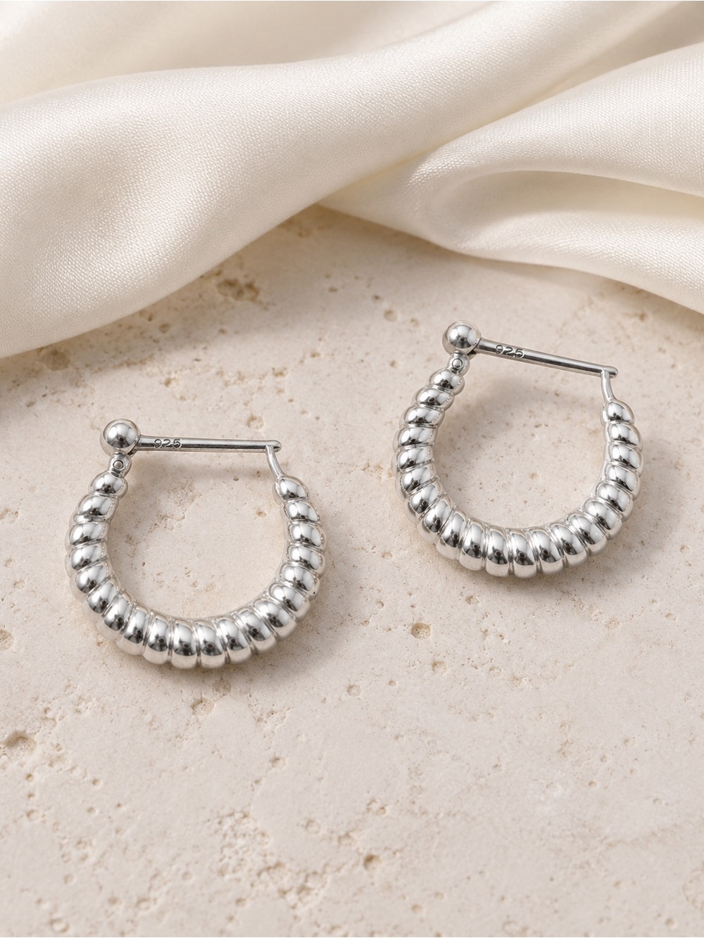 ✨ Solid Sterling Silver Ribbed Hoop Earrings | 925 | NEW - Picture 1 of 5